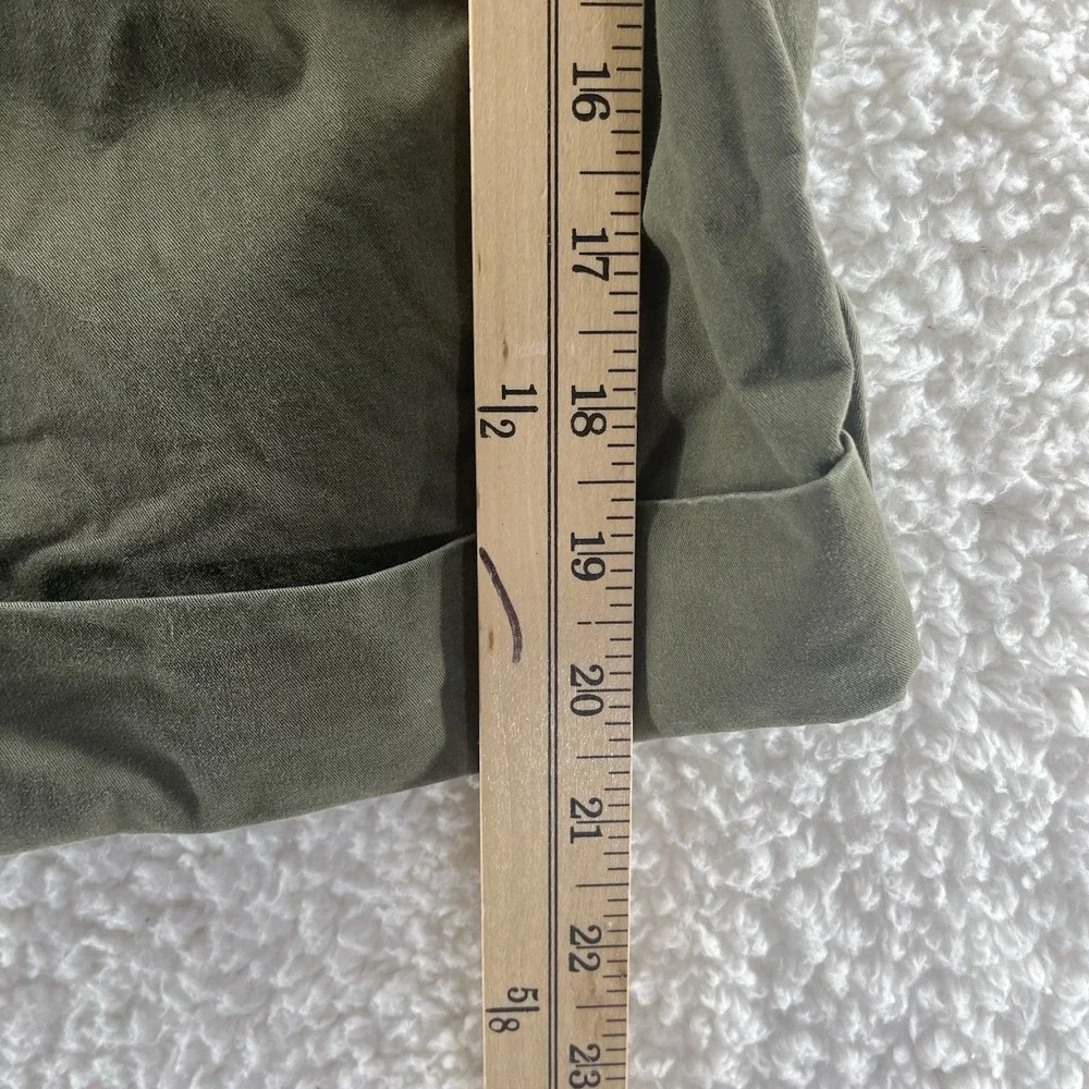 Y2K 90s Old Navy Women's Size 10 Low Rise Bermuda Shorts Green Vintage Preppy
